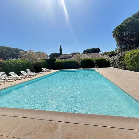 Sm007 Pinede Maxime Maison 5 Pièces 8 Couchages Avec Piscine Et Parking Villa *