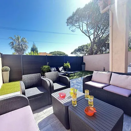 Sm700-007 Pinede Maxime Maison 5 Pieces 8 Couchages Avec Piscine Et Parking فيلة سانت ماكسيم