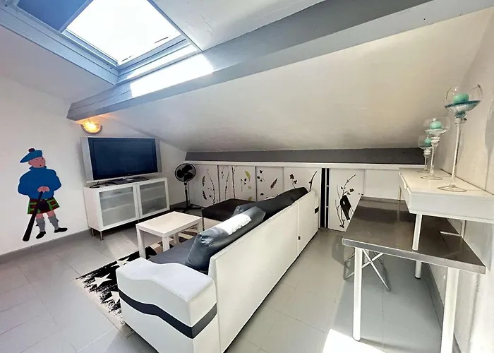 Villa Sm007 Pinede Maxime Maison 5 Pièces 8 Couchages Avec Piscine Et Parking Sainte-Maxime