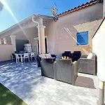 Sm007 Pinede Maxime Maison 5 Pièces 8 Couchages Avec Piscine Et Parking