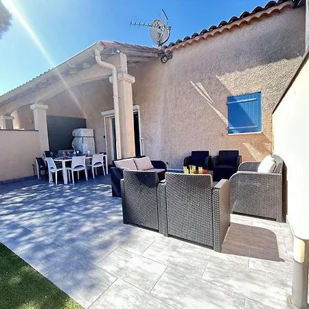 Sm007 Pinede Maxime Maison 5 Pieces 8 Couchages Avec Piscine Et Parking