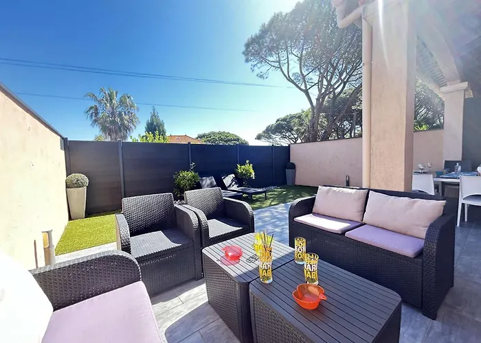 Sm007 Pinede Maxime Maison 5 Pieces 8 Couchages Avec Piscine Et Parking וילה סן-מקסים